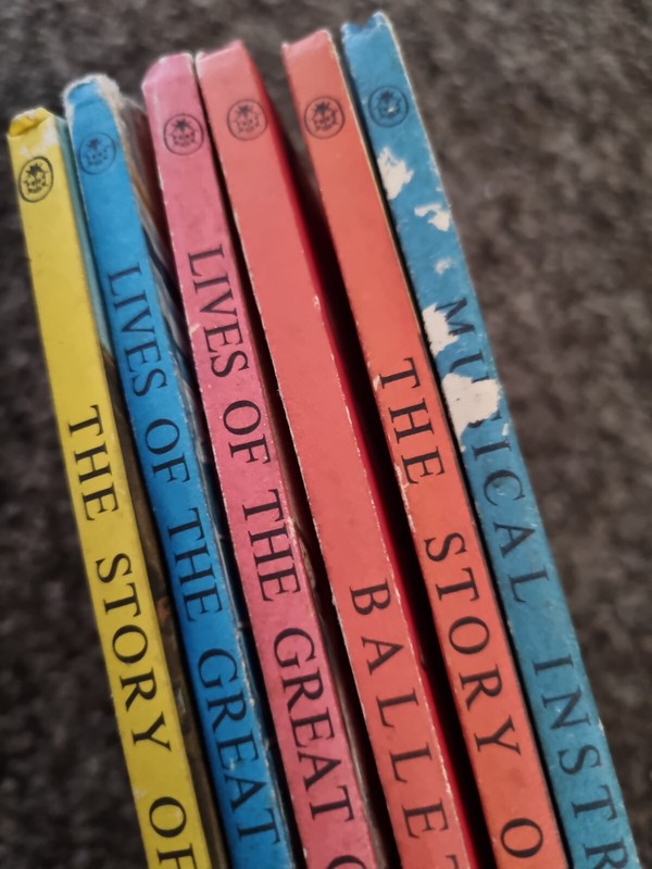 Vintage Ladybird Series 662 Near Full Set 6 Matt books music art Robert Ayton A6 gallery