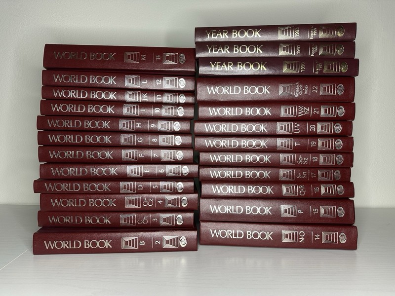 1988 GILDED-WORLD BOOK ENCYCLOPEDIA SET: Vol 2-22 + Year Books You Pick