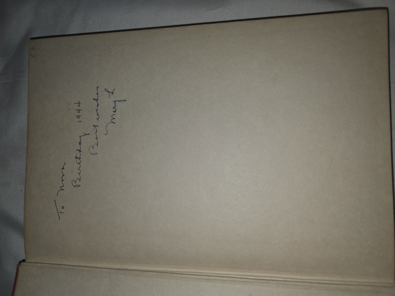The Working Girl Must Eat Hazel Young 1942.Cookbook Hardcover gallery