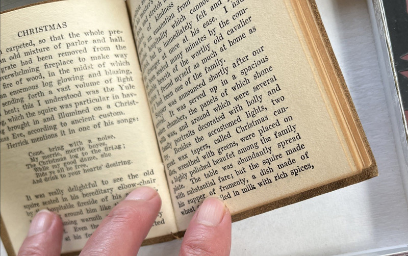 Vtg Little Leather Library Redcroft Edition: Old Christmas / Washington Irving gallery