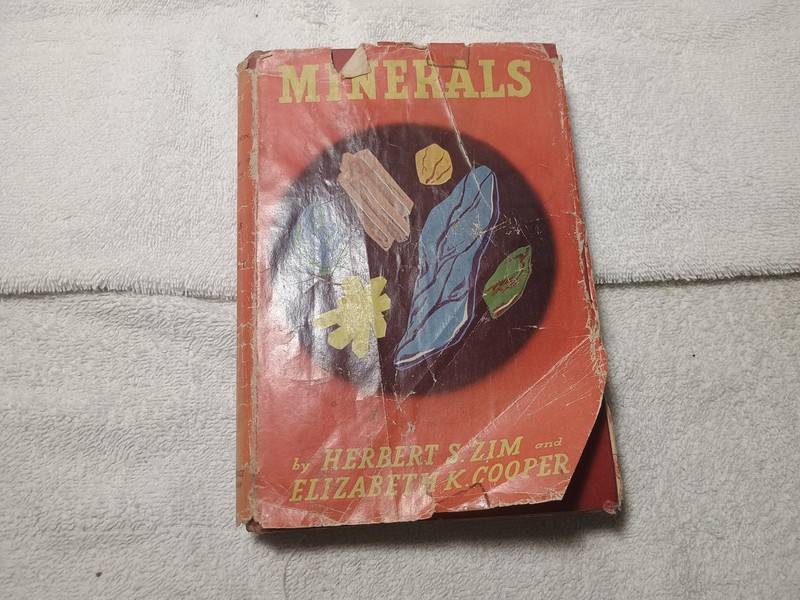 Minerals Herbert S. Zim & Elizabeth K Cooper HC