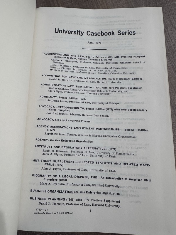 Constitutional Law Cases and Materials - Ninth Edition - Gerald Gunther gallery