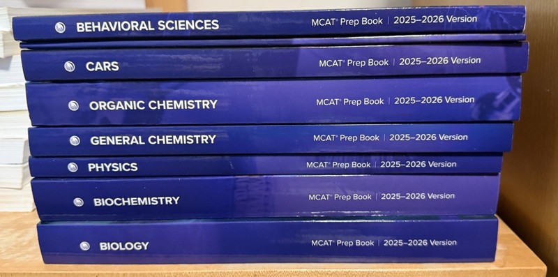 UWorld 2026-2027 MCAT Prep Book – Set Of 8 Books (No Digital Code)