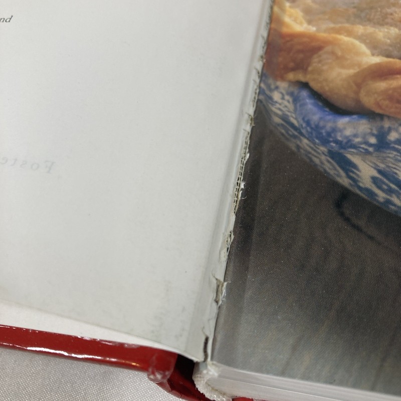 Vintage 2000 Betty Crocker's Cookbook The Big Red Cookbook Hardcover 546 Pages gallery