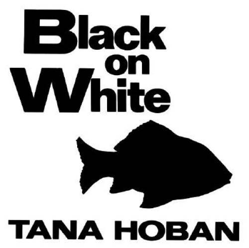 Black on White – Board book By Hoban, Tana – GOOD
