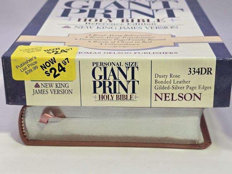 Holy Bible Personal Giant Print 1982 NKJV Nelson Dusty Rose Bonded Leather gallery