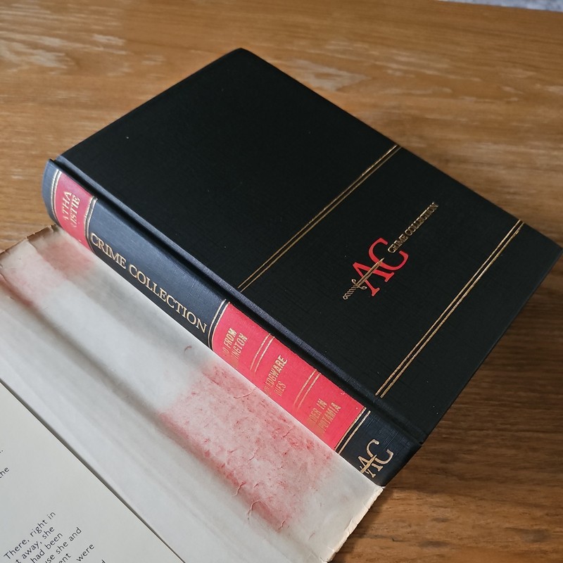 Agatha Christie Crime Collection - 3 In 1 Hamlyn Book 4:50 From Paddington A6 gallery
