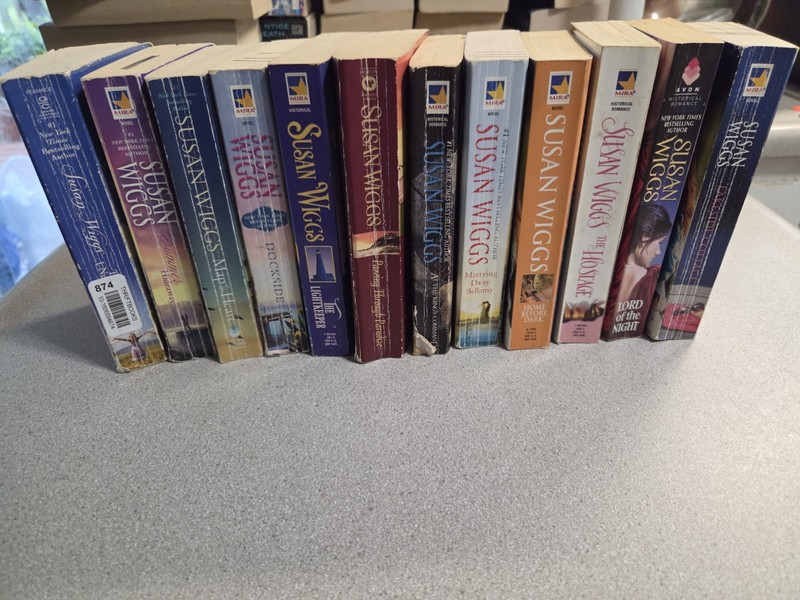 Susan Wiggs Lot Of 12 Paperback. Romance.