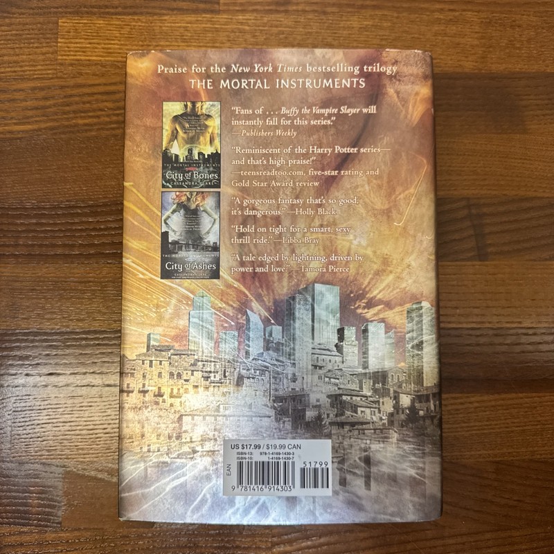 City of Glass (The Mortal Instruments) Book Three Signed By Author gallery