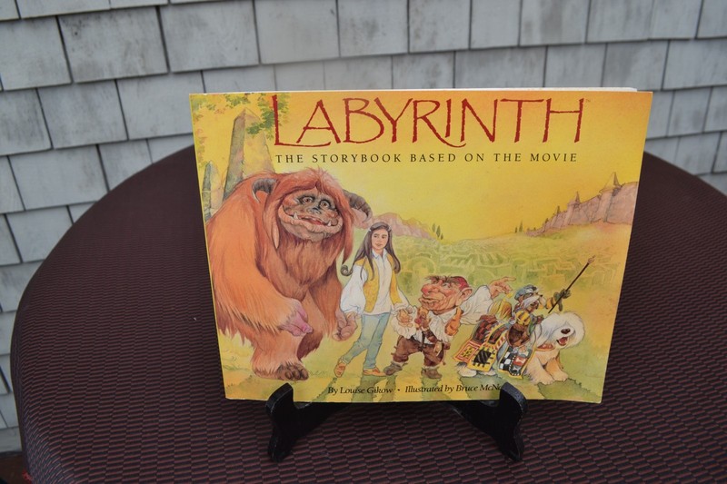 Labyrinth by Louise Gikow 1986 PB gallery