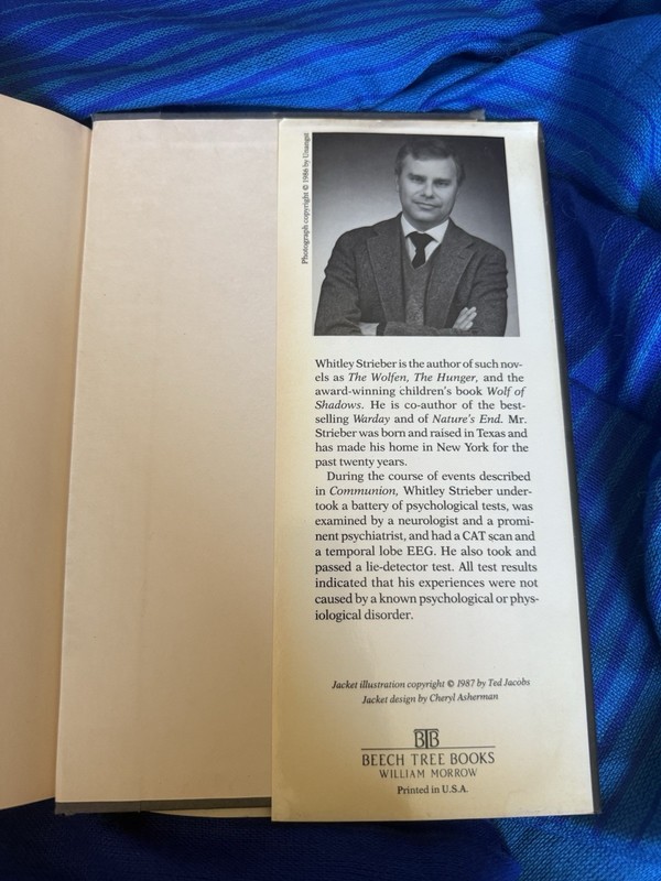 Communion | A True Story | by Whitley Strieber | 1987 UFO Aliens 1st Ed HCDJ gallery