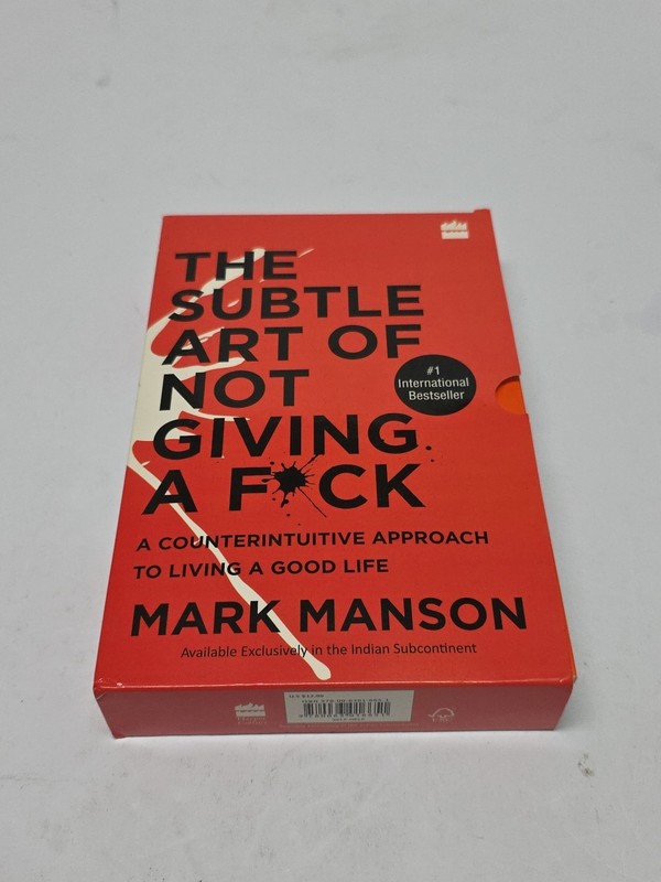 Everything is + subtle art (Mark Manson Box Set) by Mark Manson, Paperback
