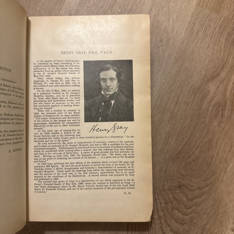 Rare 1923 Gray’s Descriptive and Applied - 22nd Ed (Classic Medical Collectible) gallery