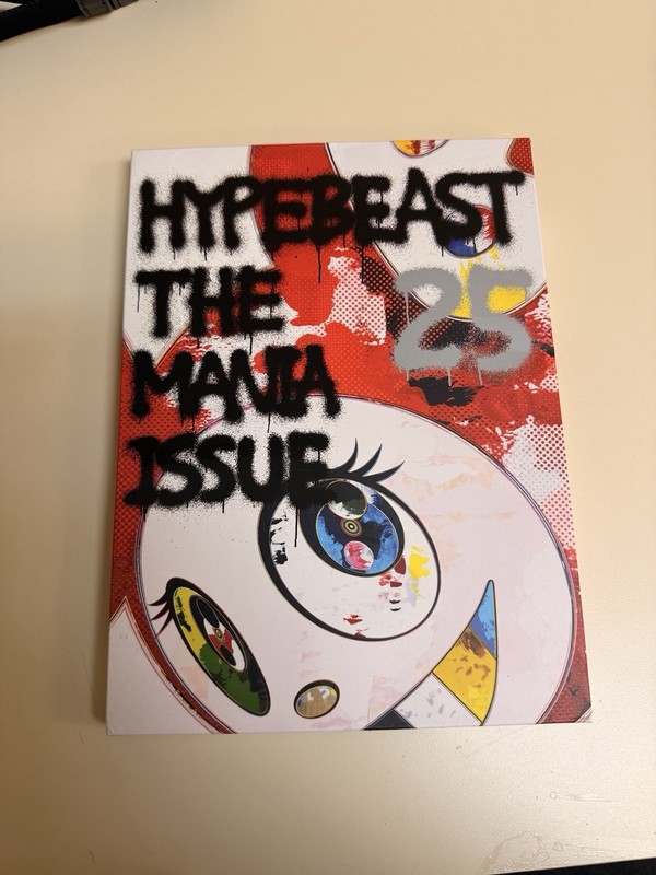 HYPEBEAST MAGAZINE-ISSUE 25-THE MANIA ISSUE-MURAKAMI Issue Mint Red slip cover
