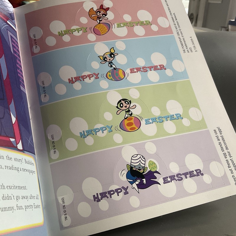 Powerpuff Girls Save The Easter Bunny by E S Mooney