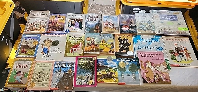 Lot Of 23 Sonlight D Intro To American History Year 1 Books