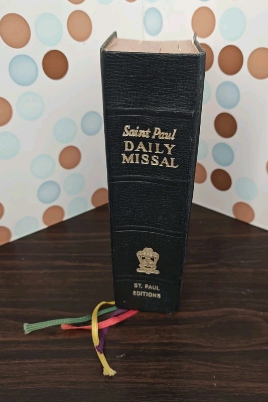 Saint Paul Daily Missal, Edited The Daughters of St. Paul, VTG, 1964 gallery