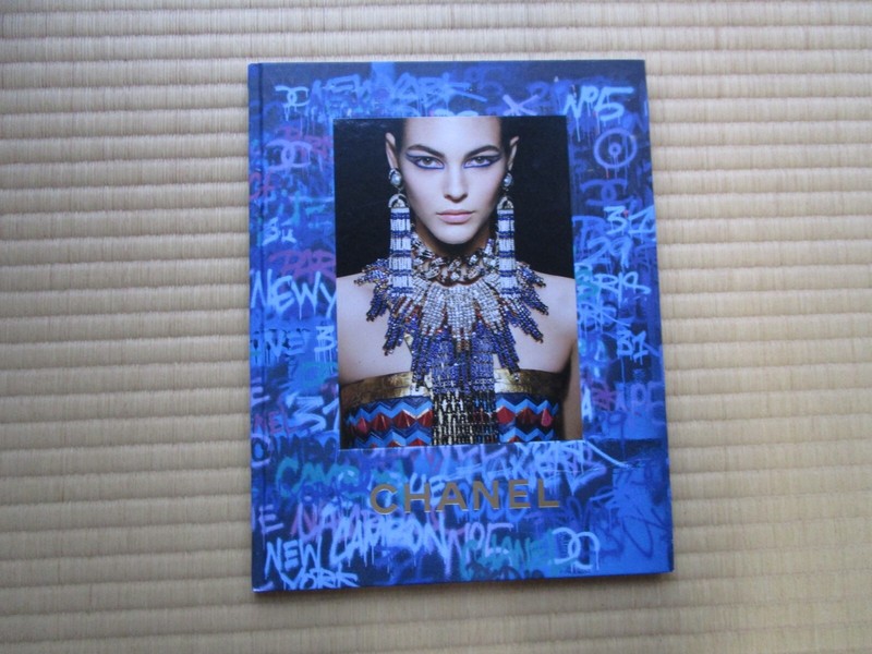«CHANEL» 2018/19 Paris – New York Collection Booklet Artbook Karl Lagerfeld
