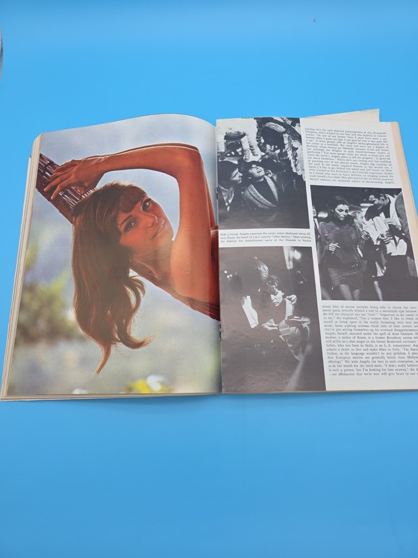 Vintage PLAYBOY Magazine September 1967 Entertainment for Men Singer Harry Brown gallery