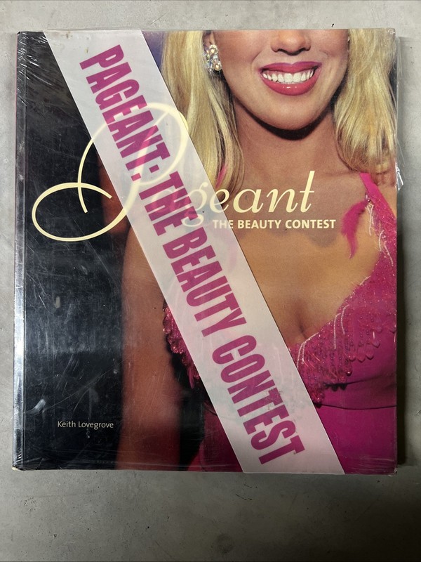 Pageant The Beauty Contest Pre-owned 2002 TPB Book Photos & Text 142 Pages