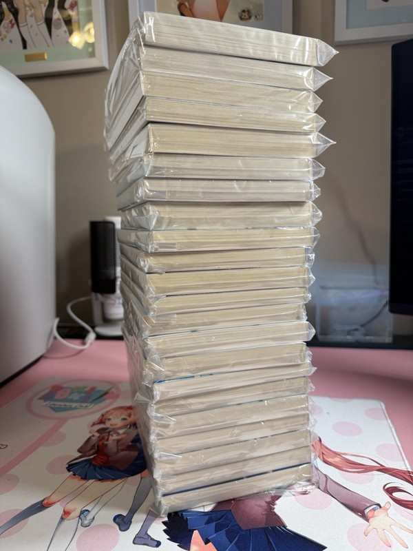 Strike the Blood, 1-22 Complete Light Novel Set, Yen Press gallery