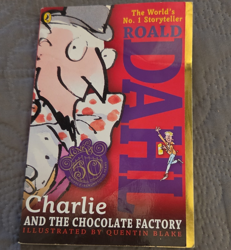 Roald Dahl Charlie and the Chocolate Factory Paperback Illustrated Quentin Blake