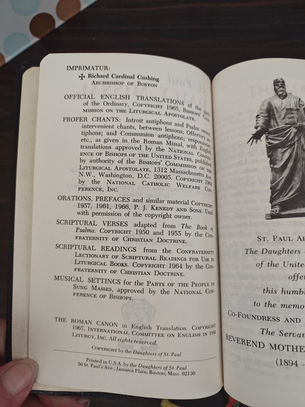 Saint Paul Daily Missal, Edited The Daughters of St. Paul, VTG, 1964 gallery