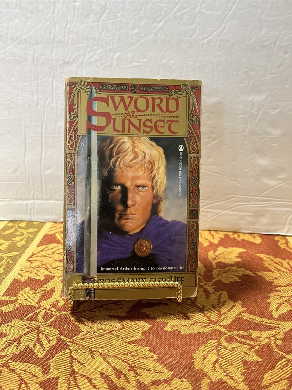 Sword at Sunset by Rosemary Sutcliff Vintage Paperback 1987