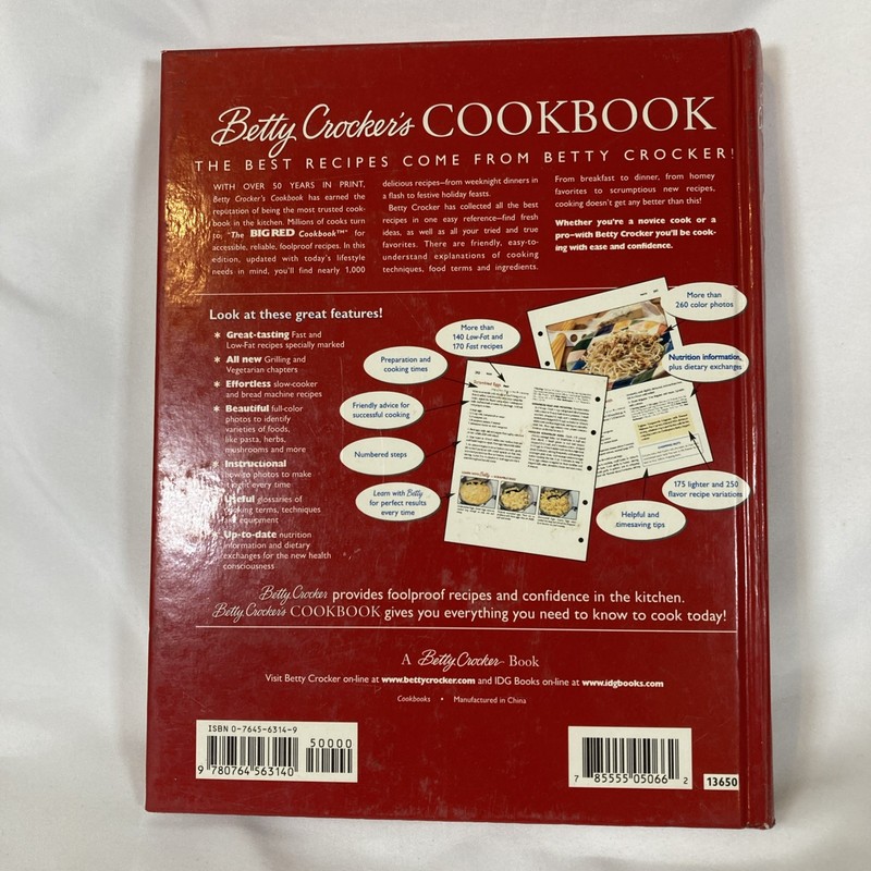 Vintage 2000 Betty Crocker's Cookbook The Big Red Cookbook Hardcover 546 Pages gallery