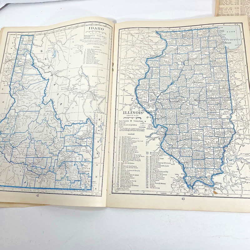 1931 THE LITERARY DIGEST ATLAS OF THE WORLD w/original mailer, 94 pages gallery