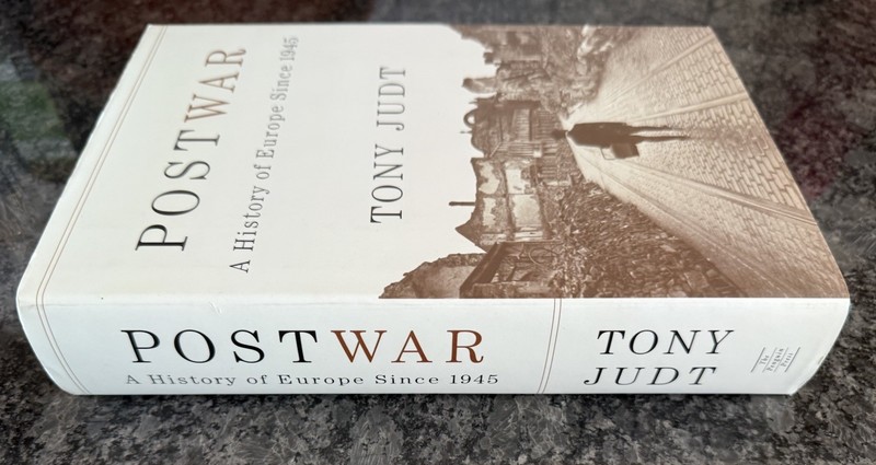 Postwar: A History of Europe Since 1945 - Hardcover, by Judt Tony - New gallery