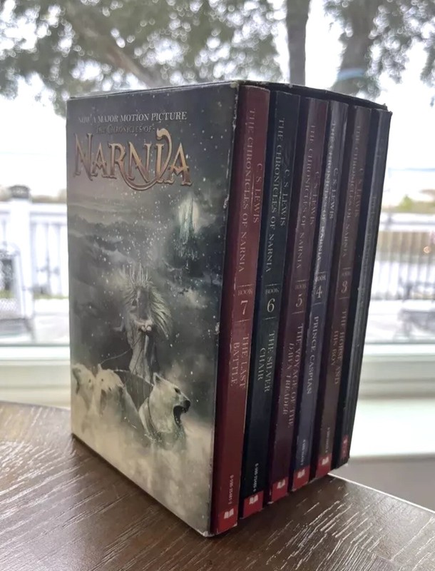 The Chronicles Of Narnia 6 Book Set W/Box C.S. Lewis 2005 Book 2 - 7 In Series gallery