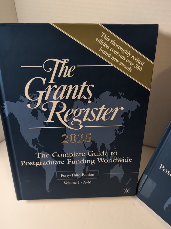 Grants Register 2025 : The Complete Guide to Postgraduate Funding Vol 1&2 Global gallery