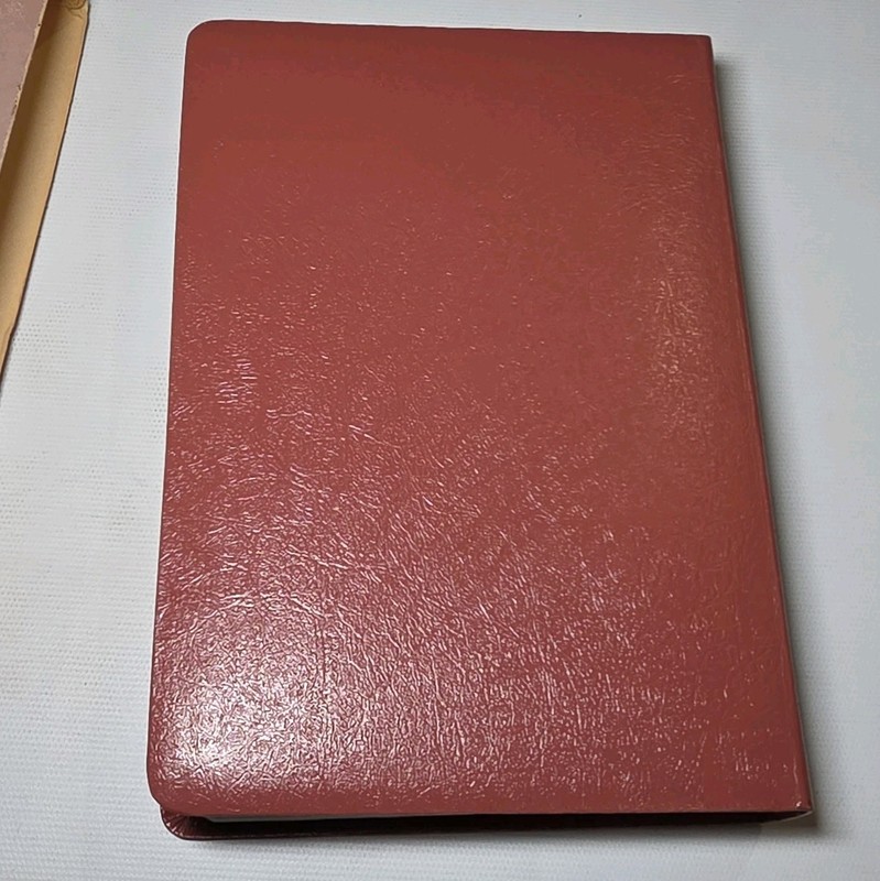 Holy Bible NRSV Nelson 1803NDR With Sleeve The New Revised Standard Version 1990 gallery