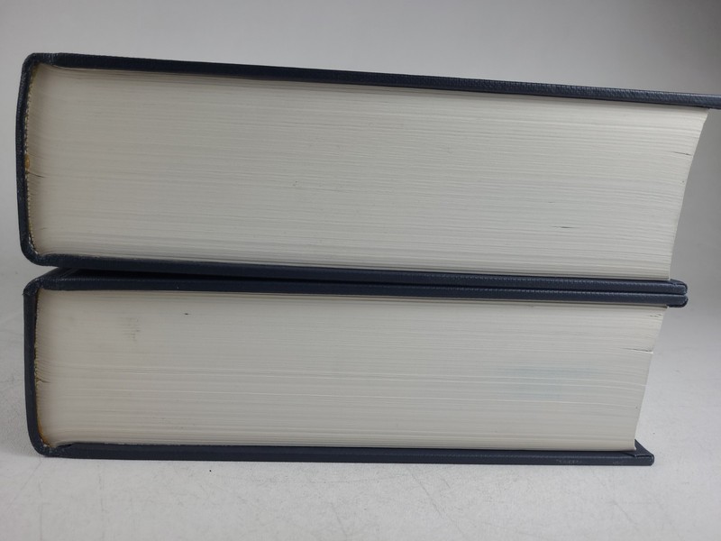 The Compact Edition of the Oxford English Dictionary 2 Vol Set Slipcase A-O P-Z gallery
