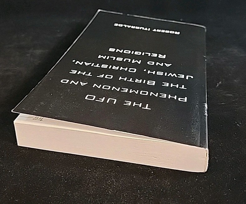 The Ufo Phenomenon and the Birth of the Jewish, Christian, and Muslim Religions gallery