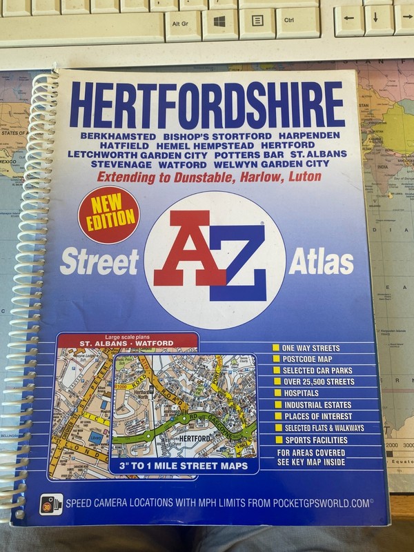 A-Z Hertfordshire Street Atlas by Geographers A-Z Map Spiral bound RRP £11.50