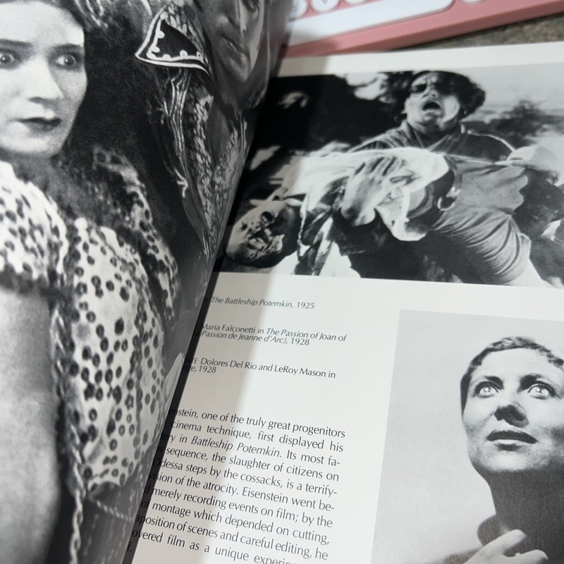 A World Of Movies: 70 years of Film History / 370 pages of photos / Large format gallery