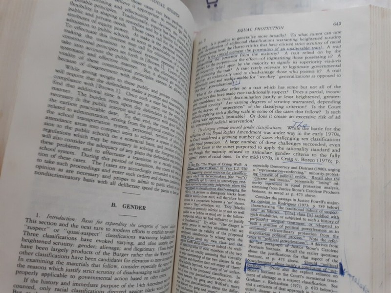Constitutional Law Cases and Materials 11th Edition 1975 HC Gerald Gunther gallery