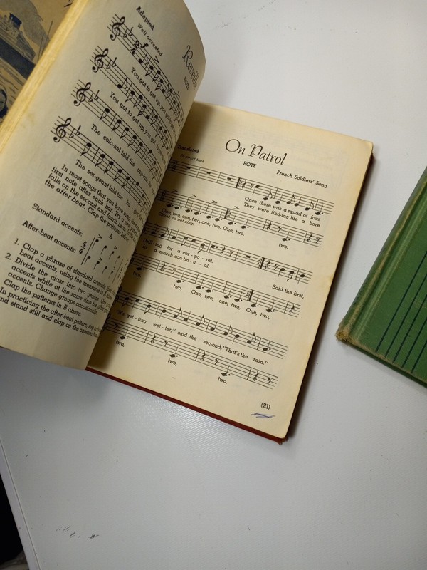 Lot Of 2 1951 1944 Music Textbooks New Music Horizons 3 The American Singer 6/24 gallery