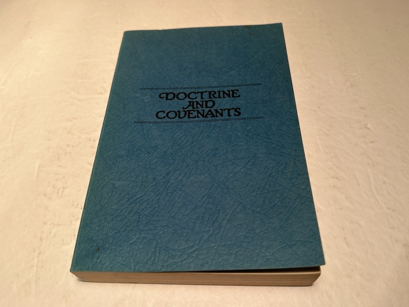 BOOK of MORMON Doctrine and Covenants LDS 1970 missionary Herald publishing VG+