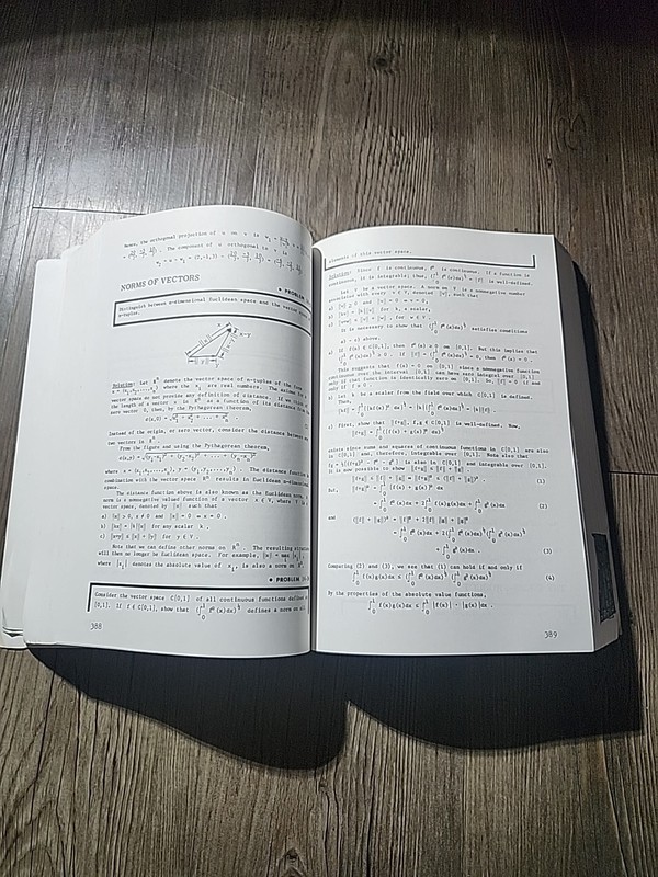 Linear Algebra Problem Solver by The Editors of Rea: Used gallery