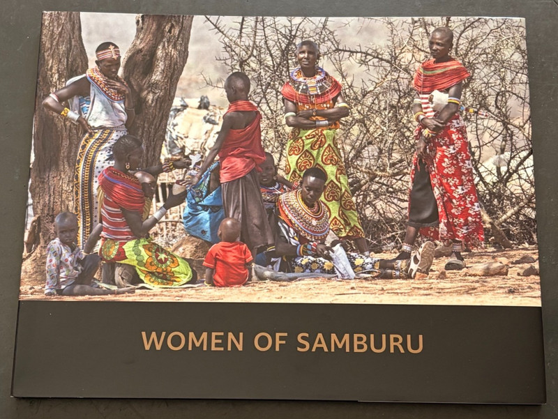 Women of Samburu by Marie Plakos HC DJ Illus. FINE! [Kenya, Africa]