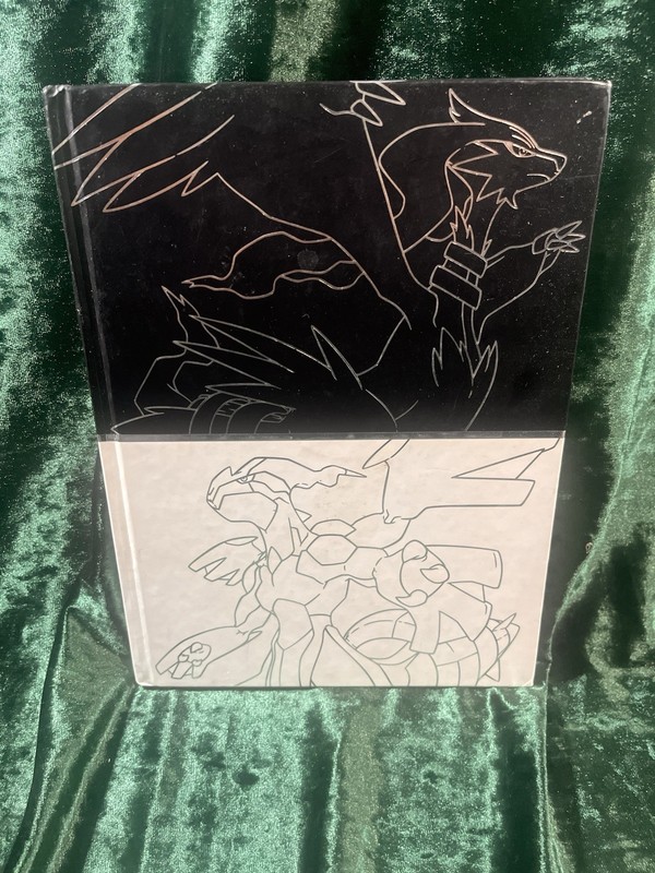 Pokémon Black & White Collector’s Edition Hardcover Strategy Guide