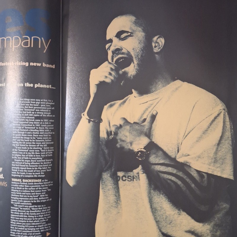 Kerrang #859 (June 30, 2001) System Of A Down/Staind/Iggy/Wildhearts/OPM gallery