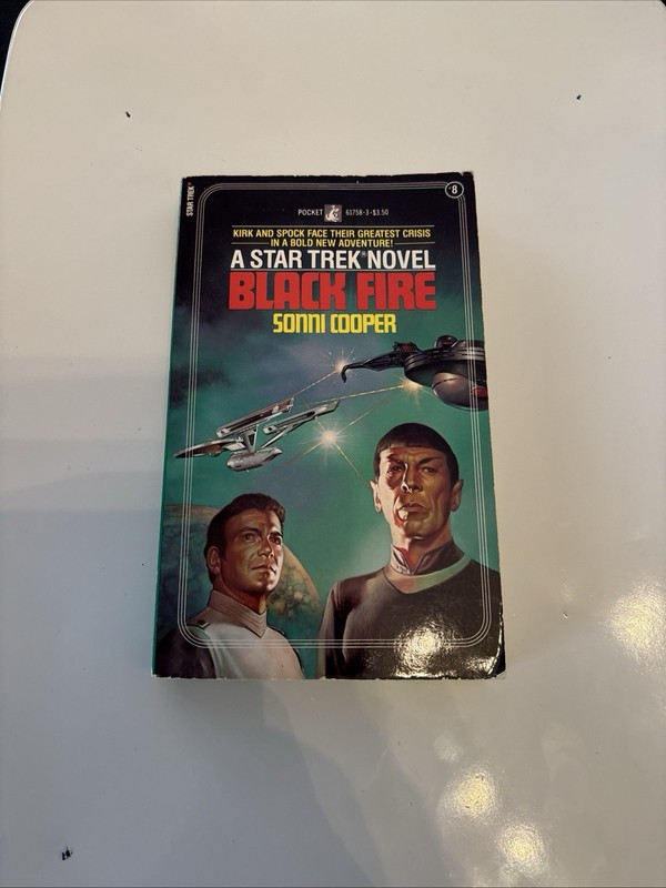 Black Fire; Star Trek – 9780671836320, Sonni Cooper, paperback