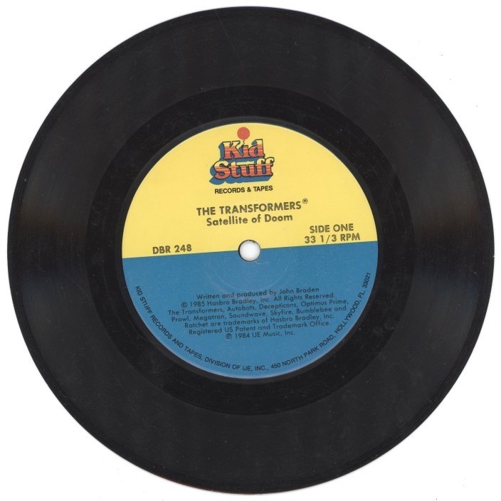 TRANS FORMERS: SATELLITE OF DOOM - Kid Stuff Read-Along Book + Record - DBR 248 gallery
