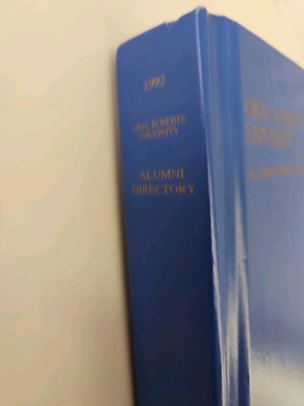 Oral Roberts University 1992 Alumni Directory Hardcover Pre-owned gallery