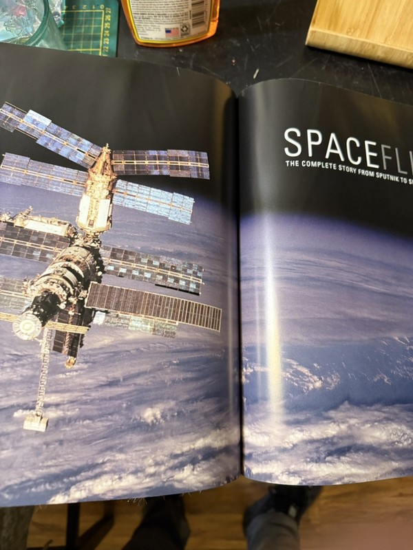 Spaceflight - From Sputnik to Shuttle and Beyond Easton Press READ DISCRIPTION gallery