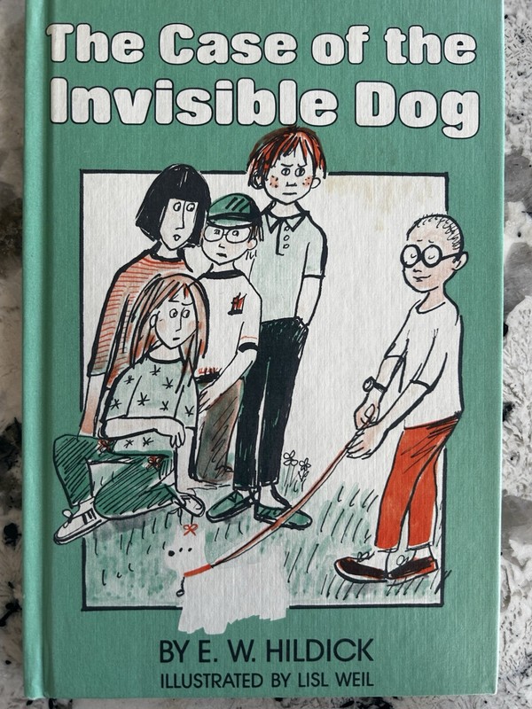 The Case Of The Invisible Dog. By E W Hildick. 1977 1st edition